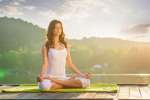 Hướng dẫn các bài tập Yoga tại nhà cho người mới giảm 5kg mỡ bụng