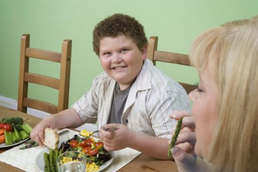 Đối với trẻ em cần có chế độ giảm cân đặc biệt
